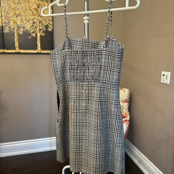 Aritzia Wilfred dress - Picture 5 of 5